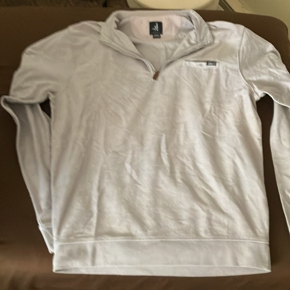 New- johnnie-O 1/4 Zip Pullover- Seal - Picture 6 of 7
